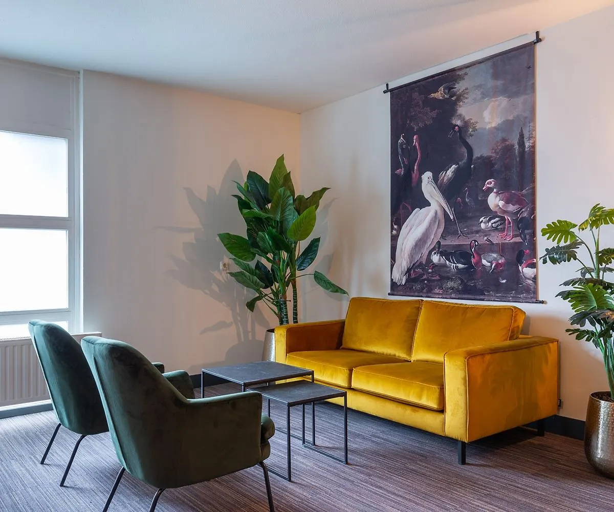 New West Inn Amsterdam Hotel