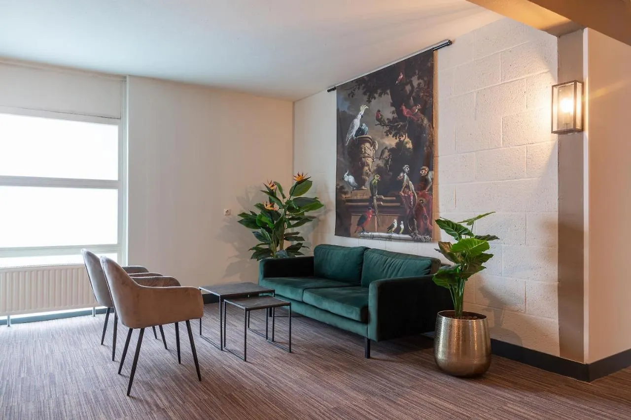 New West Inn Amsterdam Hotel
